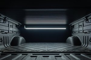 Chevrolet Colorado Powered Retractable Bed Cover - Rough Country - Matte Black - '15-'26